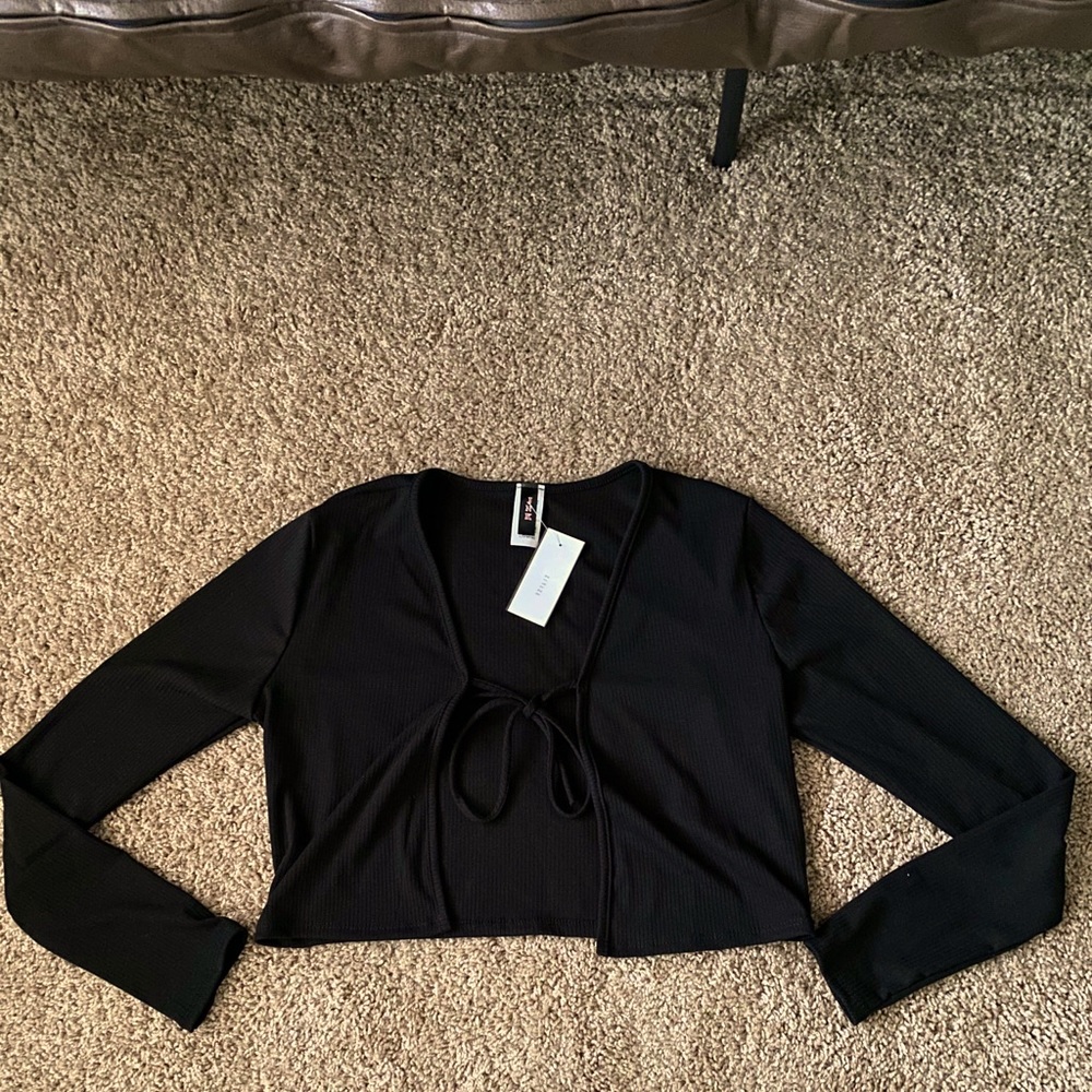 Cute tie up crop top✨